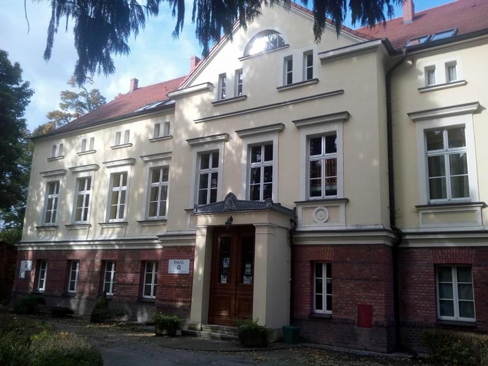 Hotel Stado Ogierów Sieraków Sierakow  Exterior foto
